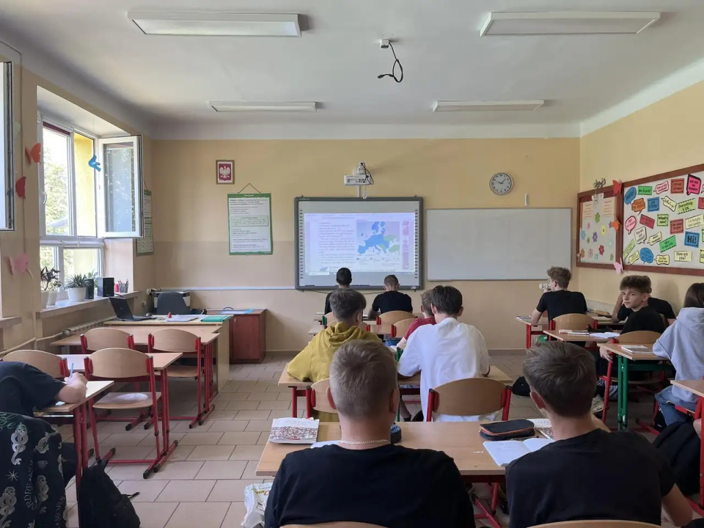 Niepełnoletni uczniowie SP 2 też głosowali w wyborach!
