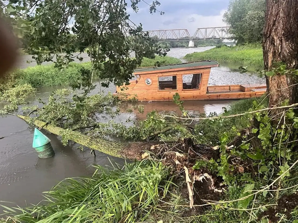 Park zamknięty do odwołania. Trwa usuwanie skutków wichury