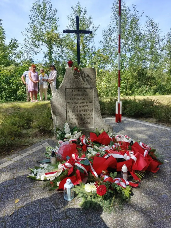  Upamiętnili 104. rocznicę Bitwy Warszawskiej i Święto Wojska Polskiego