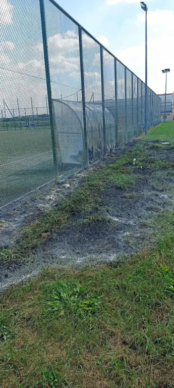 Wandale niszczą obiekty sportowe w Rząśniku. Jest reakcja władz gminy