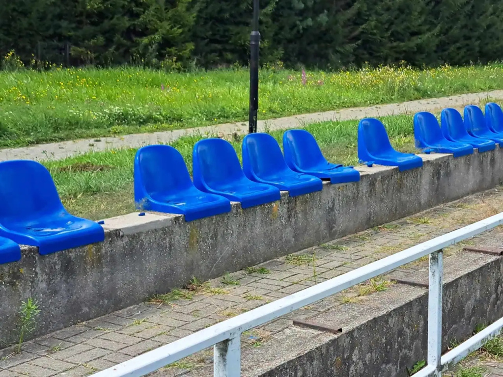Wandale niszczą obiekty sportowe w Rząśniku. Jest reakcja władz gminy