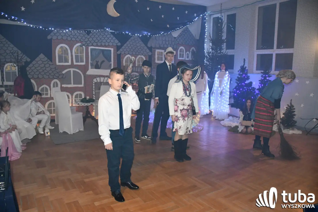 Dobro zwyciężyło. Wzruszający spektakl w SP w Turzynie