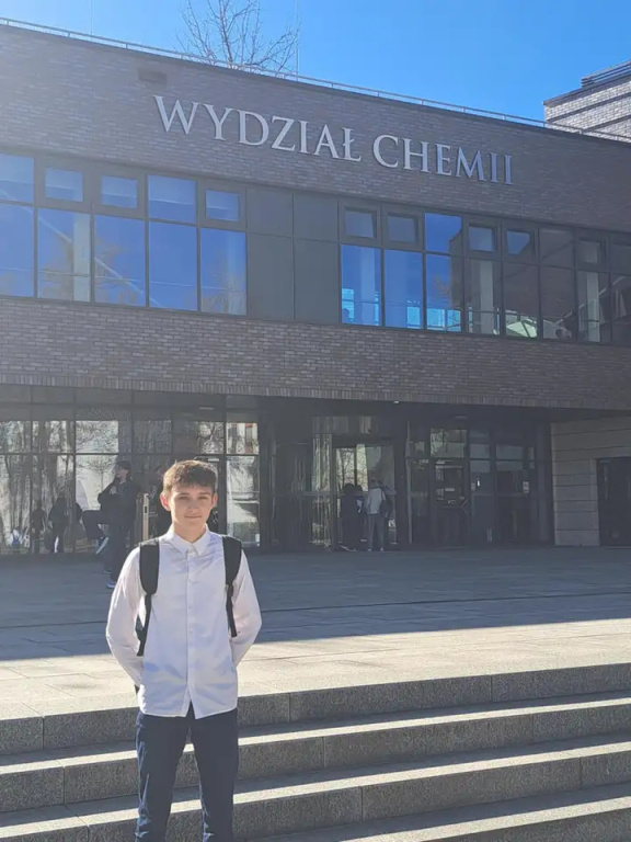 Młodzi chemicy SP w Dalekiem na Uniwersytecie Jagiellońskim