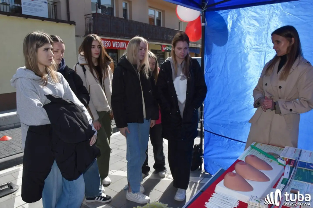 PSSE w Wyszkowie zaprosiła młodzież na Dzień Otwarty