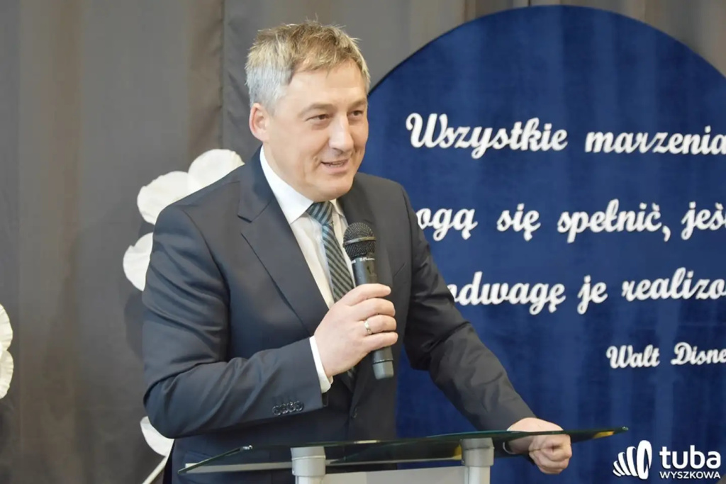 „Od dziś zacznie się lepsza przyszłość dla uczniów tej szkoły”