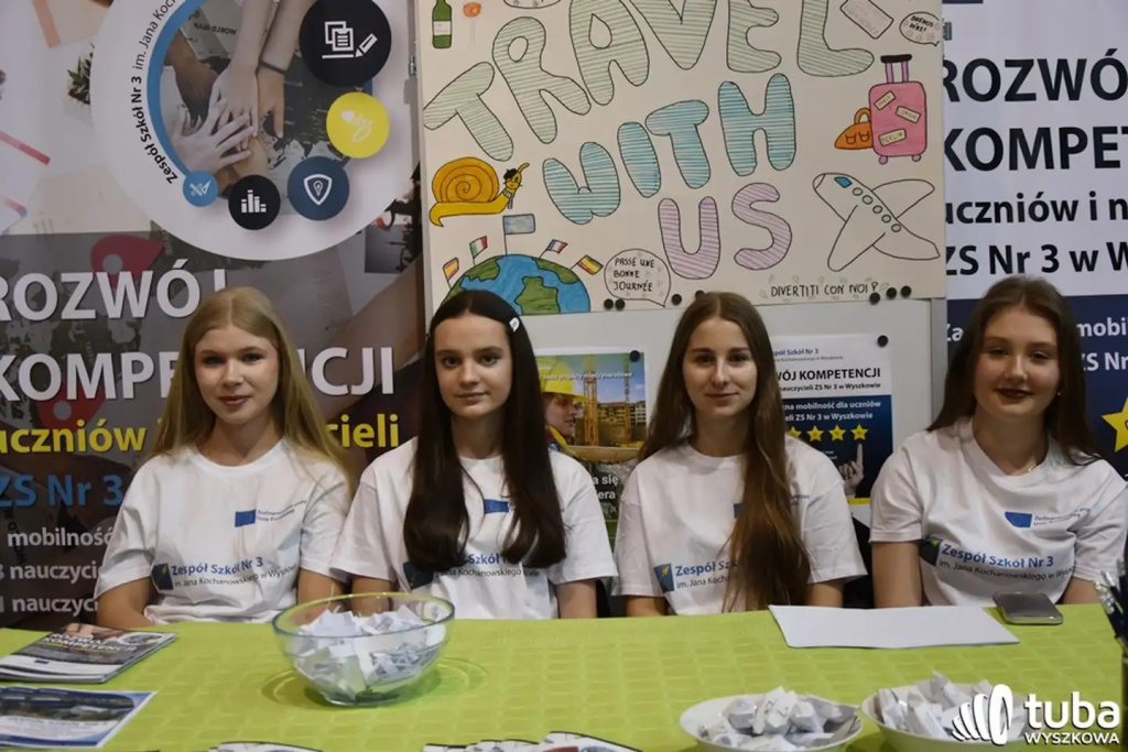 „W naszej szkole poczujecie się jak w domu”. Dzień otwarty w ZS nr 3 w Wyszkowie