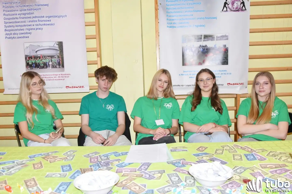 „W naszej szkole poczujecie się jak w domu”. Dzień otwarty w ZS nr 3 w Wyszkowie