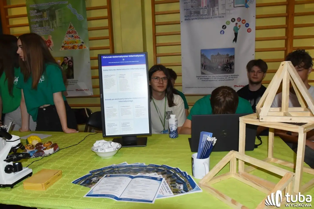 „W naszej szkole poczujecie się jak w domu”. Dzień otwarty w ZS nr 3 w Wyszkowie