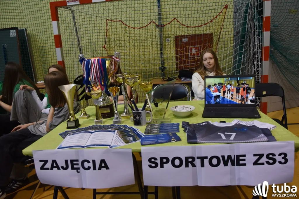 „W naszej szkole poczujecie się jak w domu”. Dzień otwarty w ZS nr 3 w Wyszkowie