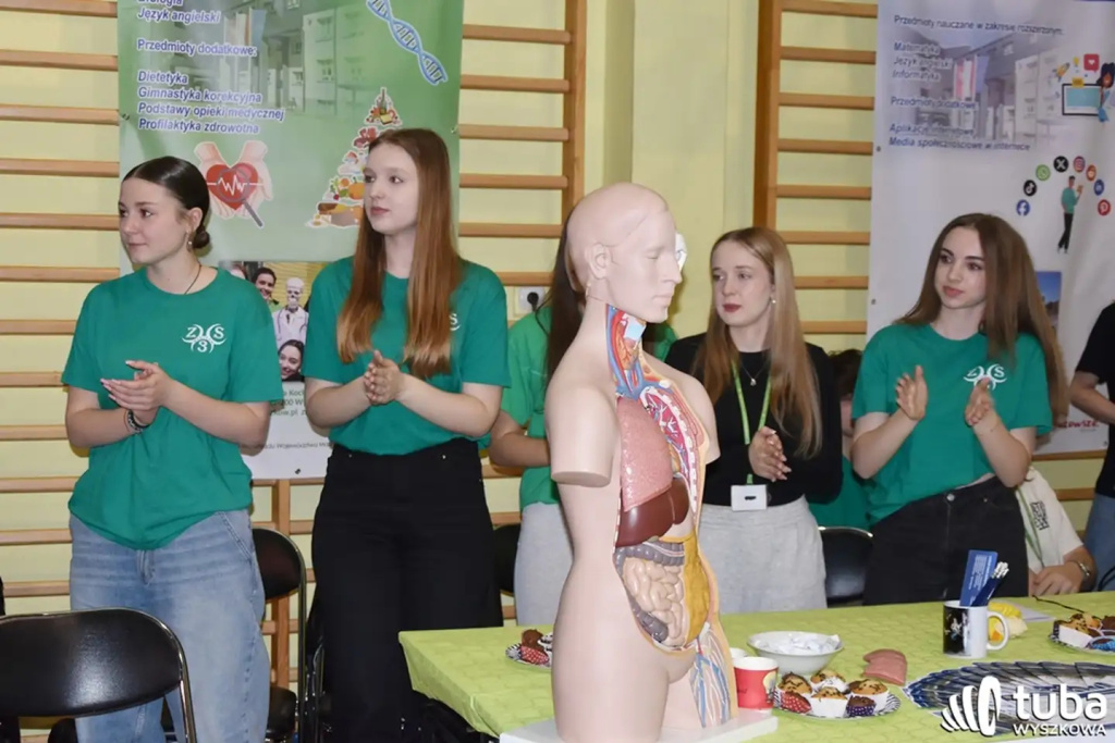 „W naszej szkole poczujecie się jak w domu”. Dzień otwarty w ZS nr 3 w Wyszkowie