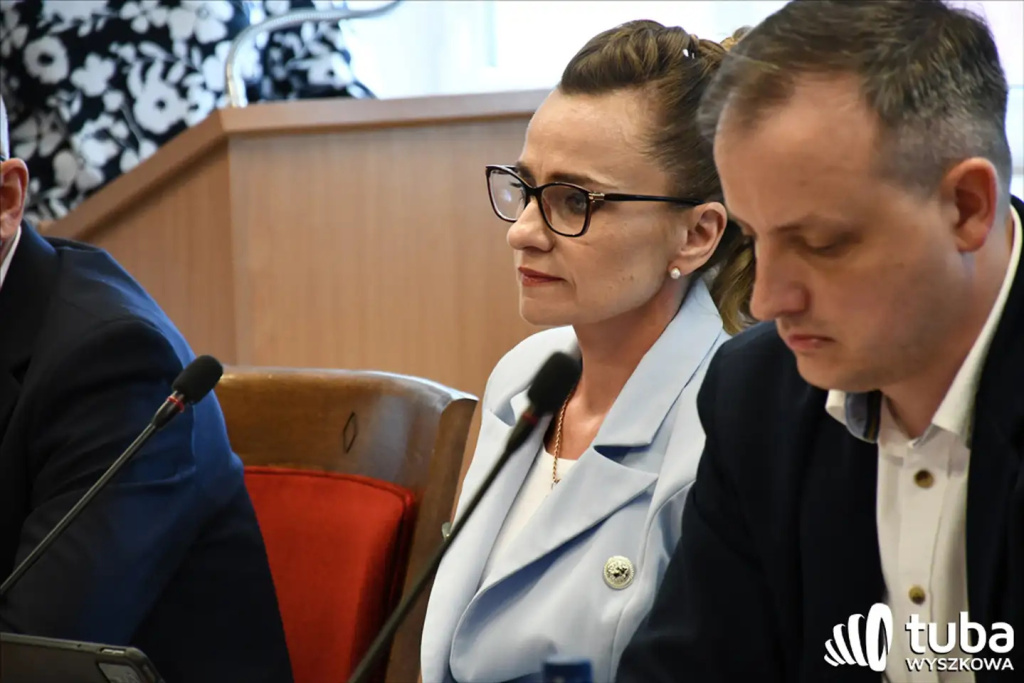 Czy my musimy, czy my zdążymy, czyli dworzec w ogniu dyskusji