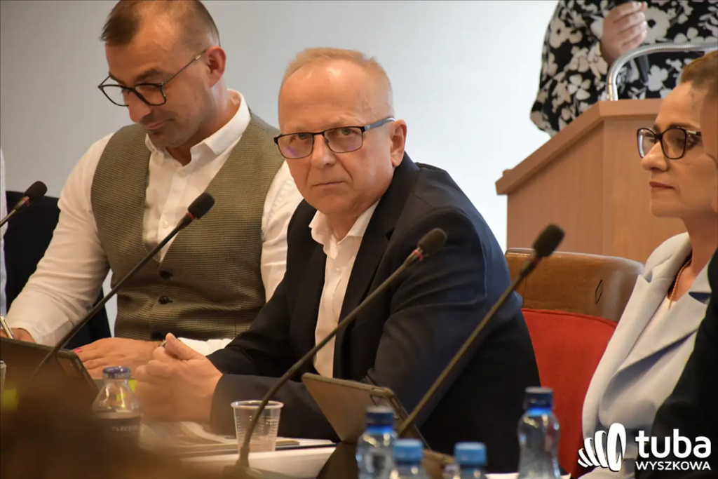 Czy my musimy, czy my zdążymy, czyli dworzec w ogniu dyskusji