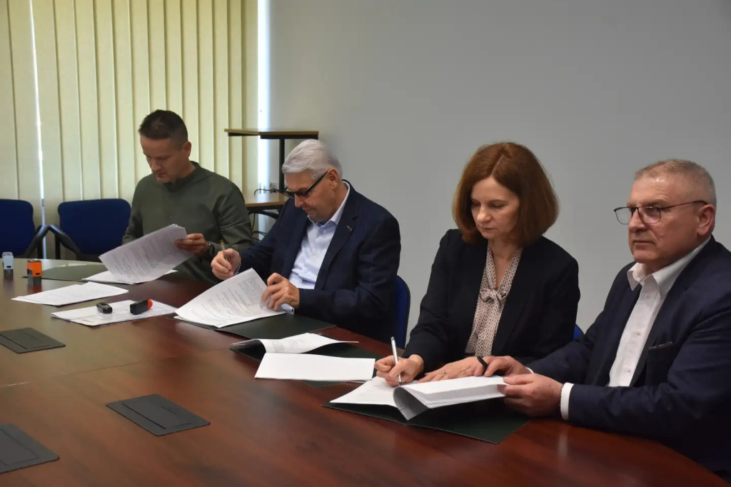 Rusza ważna inwestycja powiatowa w gminie Rząśnik