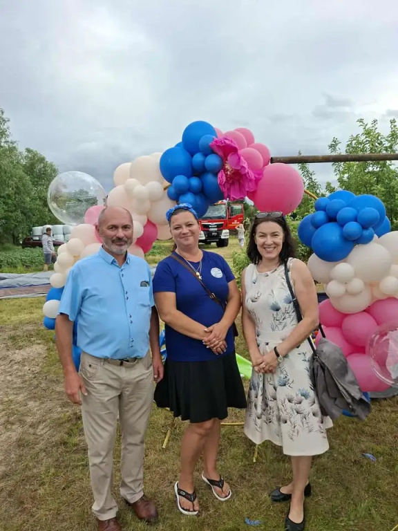 Magia, grill i wspólna zabawa - udany piknik w Ślubowie