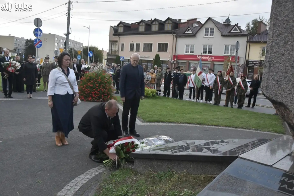 „Naszą odpowiedzialnością jest strzec prawdy i wolności”