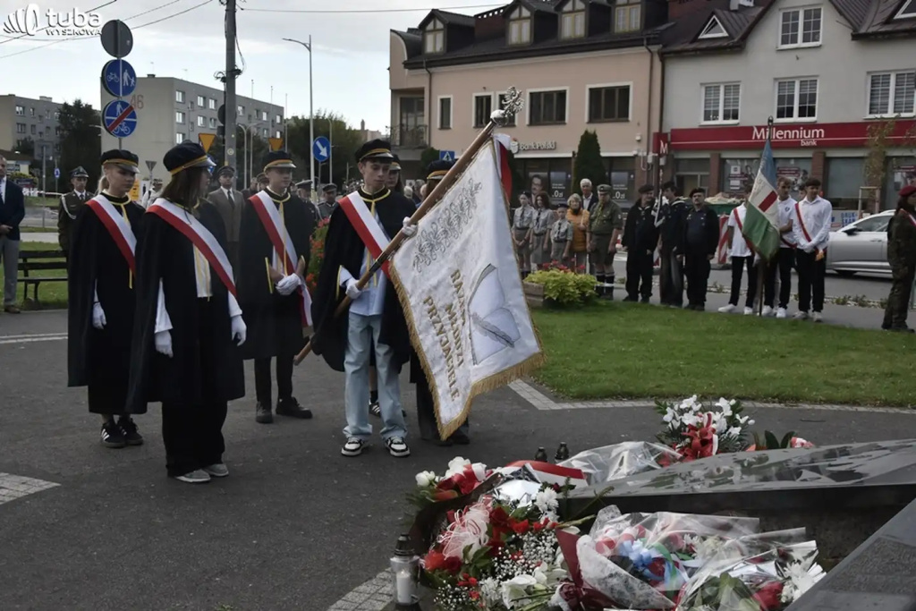 „Naszą odpowiedzialnością jest strzec prawdy i wolności”