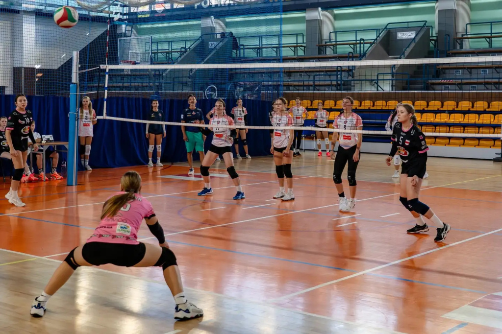 Triumf siatkówki! Za nami historyczny I Turniej Kadetek Volley Wyszków