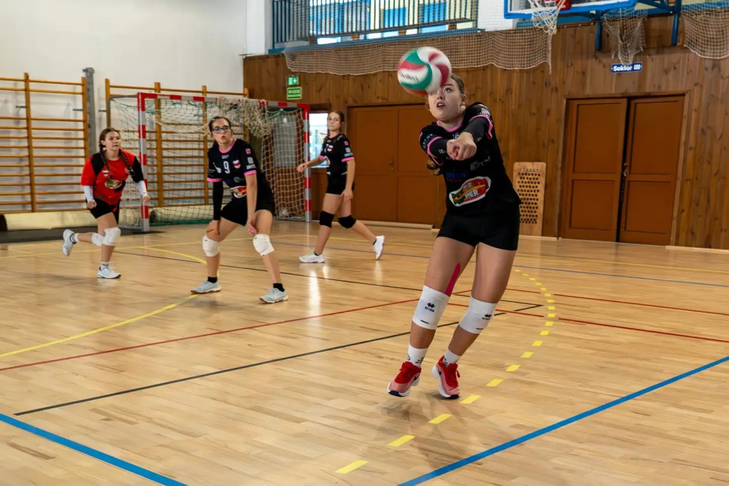 Triumf siatkówki! Za nami historyczny I Turniej Kadetek Volley Wyszków