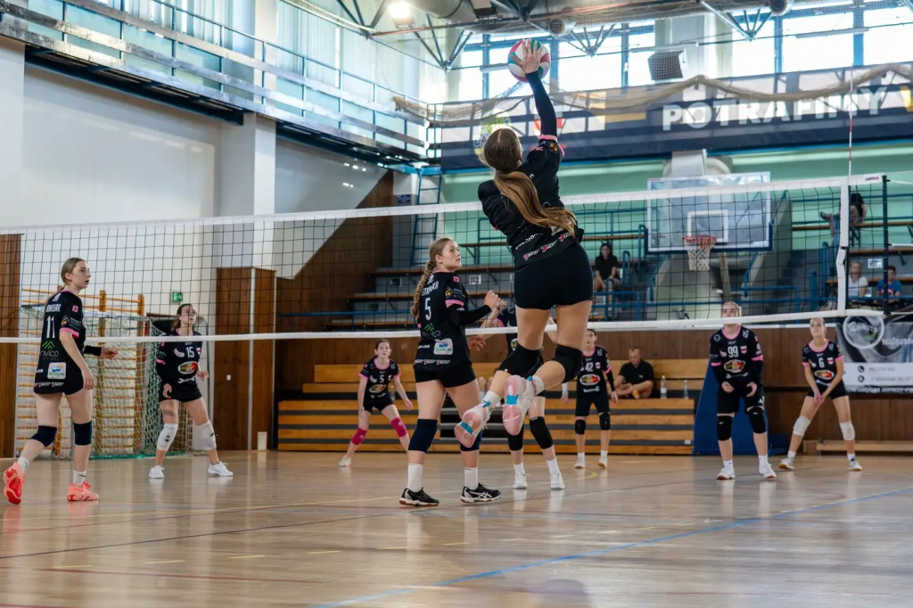 Triumf siatkówki! Za nami historyczny I Turniej Kadetek Volley Wyszków