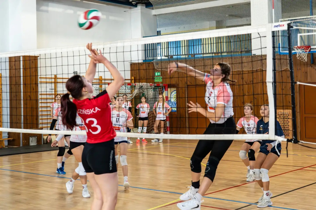 Triumf siatkówki! Za nami historyczny I Turniej Kadetek Volley Wyszków