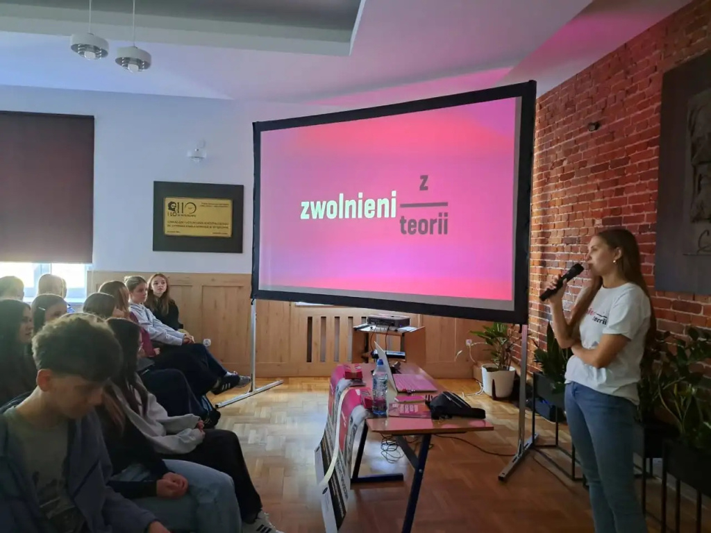 „Zwolnieni z teorii” - zacznij działać!