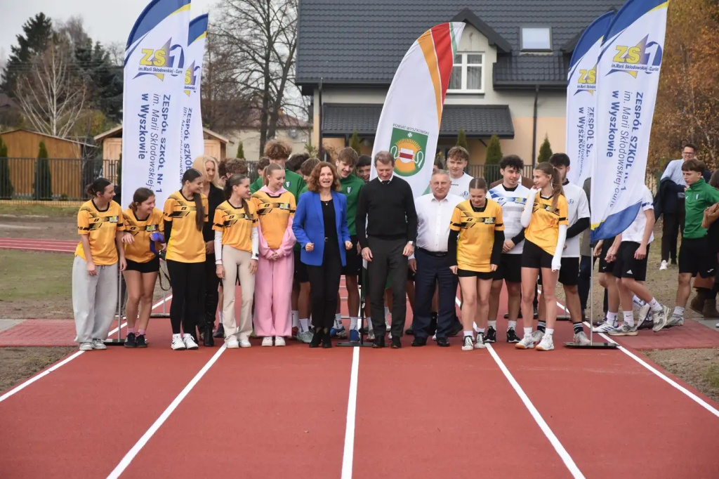 Nowy kompleks sportowy powiatu. Dla uczniów i dla mieszkańców