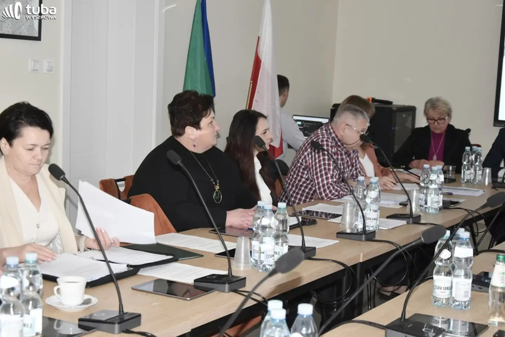 Pozytywnie o zamiarze likwidacji szkół w gm. Długosiodło