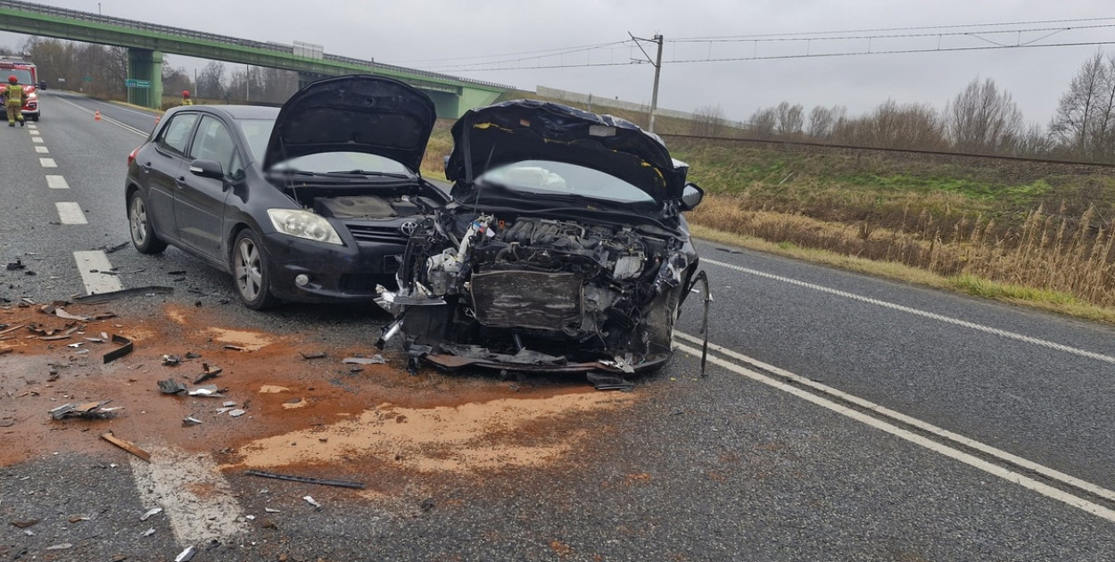 18-latek w BMW wypadł z drogi
