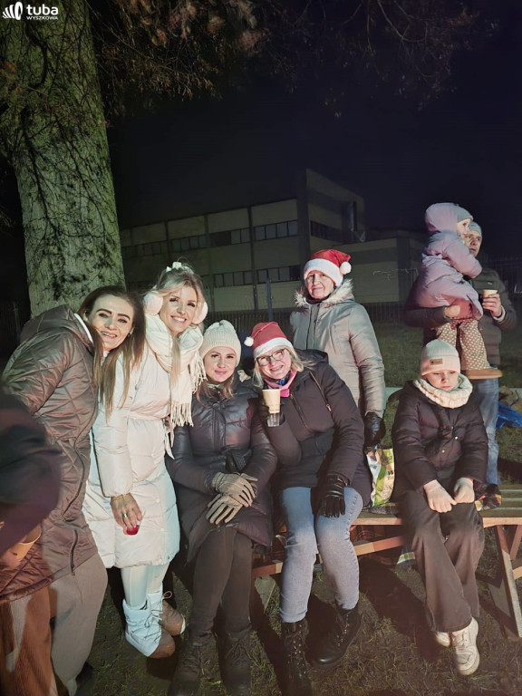 Świąteczna biesiada w Leszczydole Starym