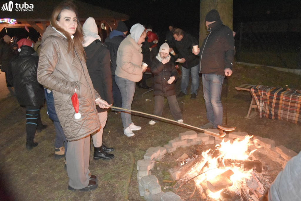 Świąteczna biesiada w Leszczydole Starym