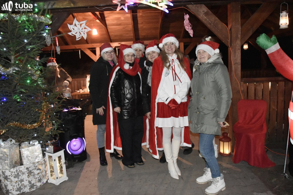 Świąteczna biesiada w Leszczydole Starym