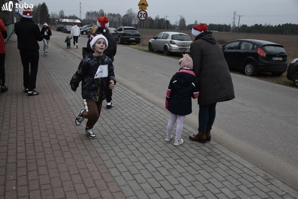 Mikołajkowy Bieg po AED w Starym Bosewie