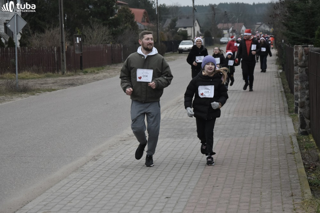 Mikołajkowy Bieg po AED w Starym Bosewie