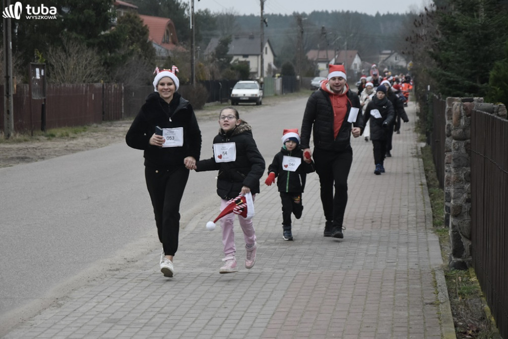 Mikołajkowy Bieg po AED w Starym Bosewie