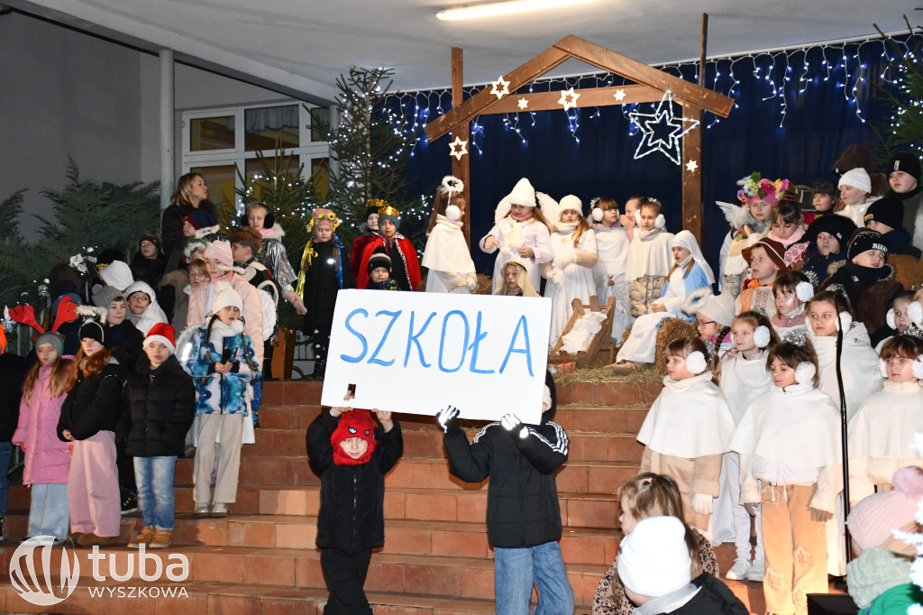Jasełka plenerowe w SP nr 4 w Wyszkowie