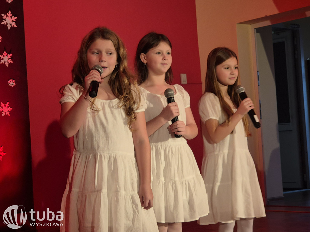 Gminny Przegląd Kolęd i Pastorałek w Długosiodle
