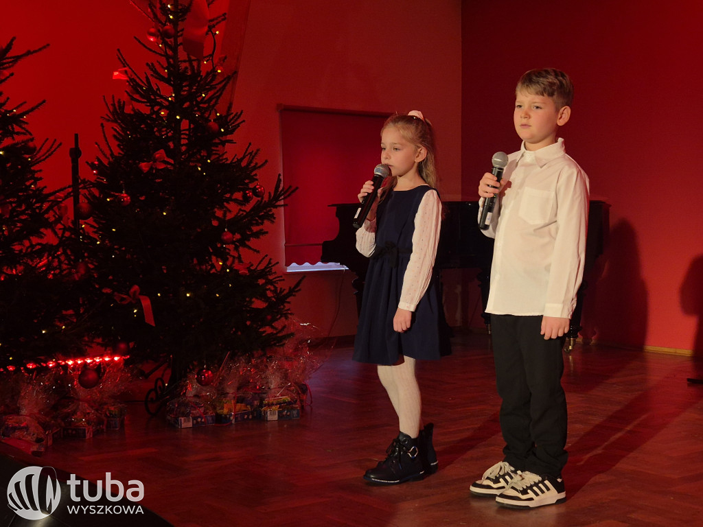 Gminny Przegląd Kolęd i Pastorałek w Długosiodle