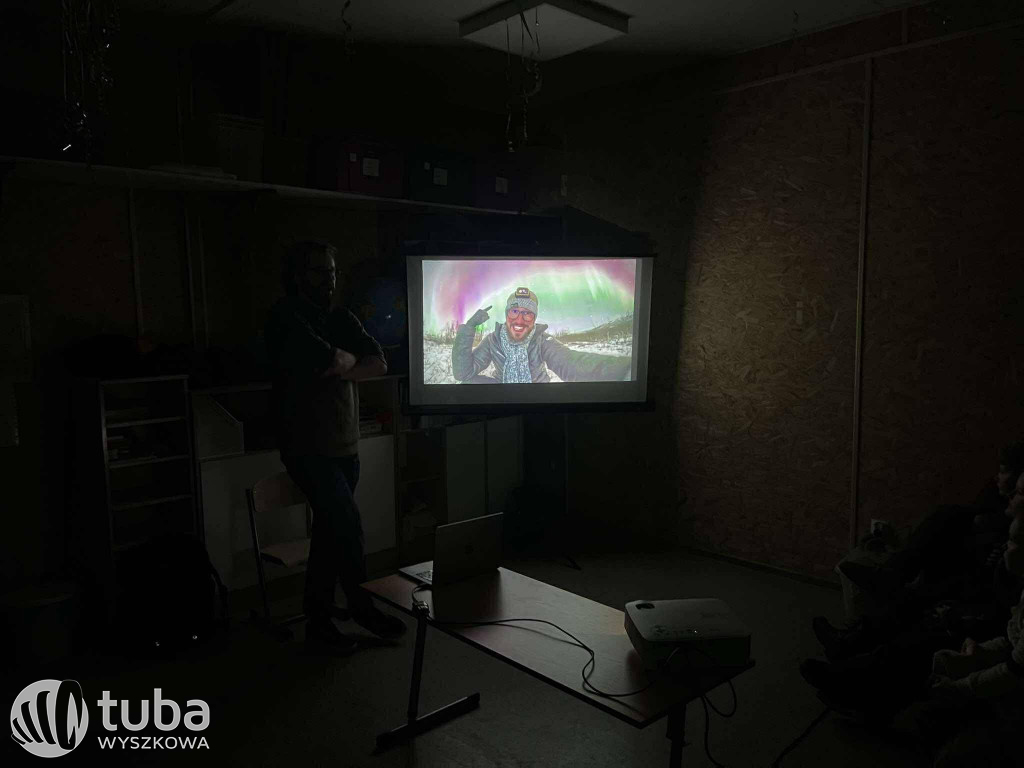 Nauka pod gołym niebem z Karolem Wójcickim