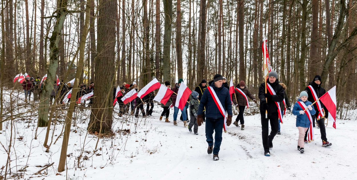 Upamiętnili wydarzenia w Mękalinach