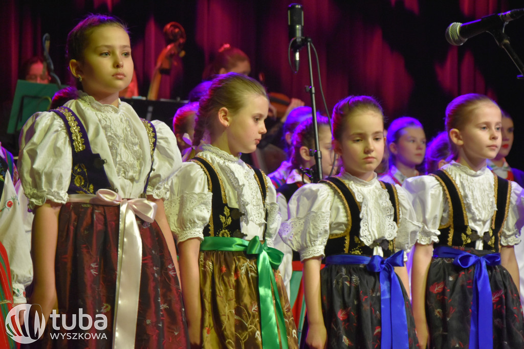Oberek, Iskry Dźwięków, ZPiT Wyszków na jednej scenie