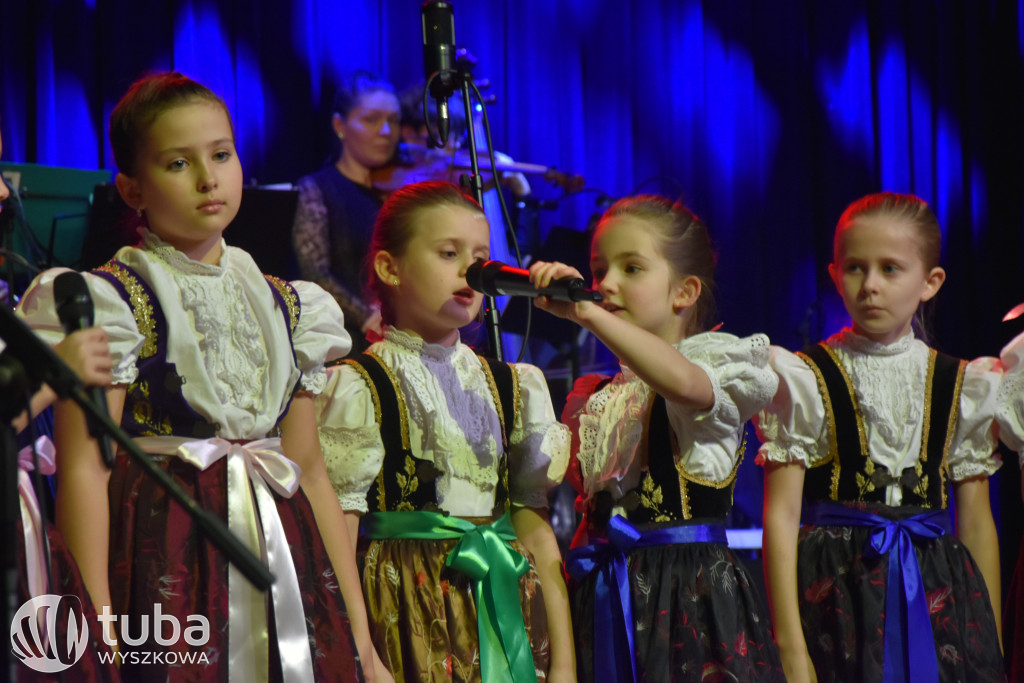 Oberek, Iskry Dźwięków, ZPiT Wyszków na jednej scenie