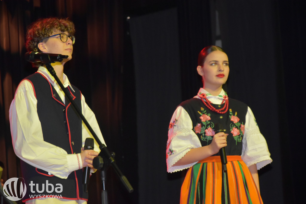 Oberek, Iskry Dźwięków, ZPiT Wyszków na jednej scenie