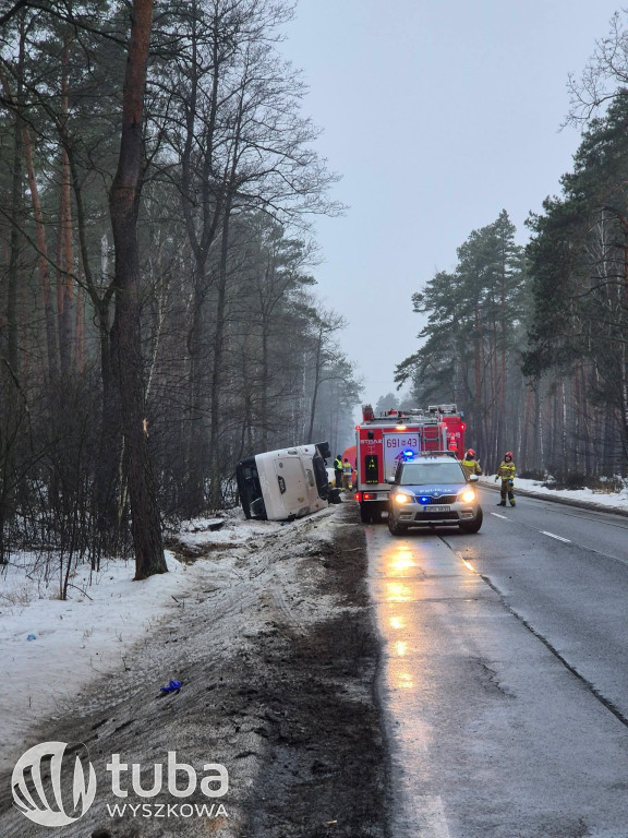 Wypadek autobusu na DK62 w Pustych Łąkach