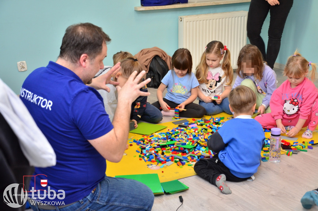 Dzień Dinozaura w Bibliotece Miejskiej w Wyszkowie