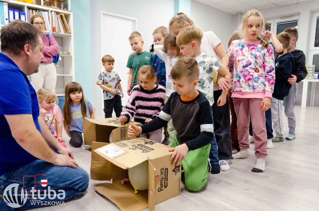 Dzień Dinozaura w Bibliotece Miejskiej w Wyszkowie