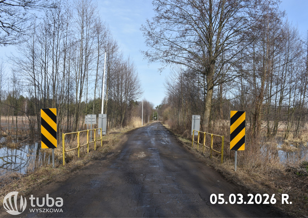 Zalana droga powiatowa Drogoszewo-Deskurów