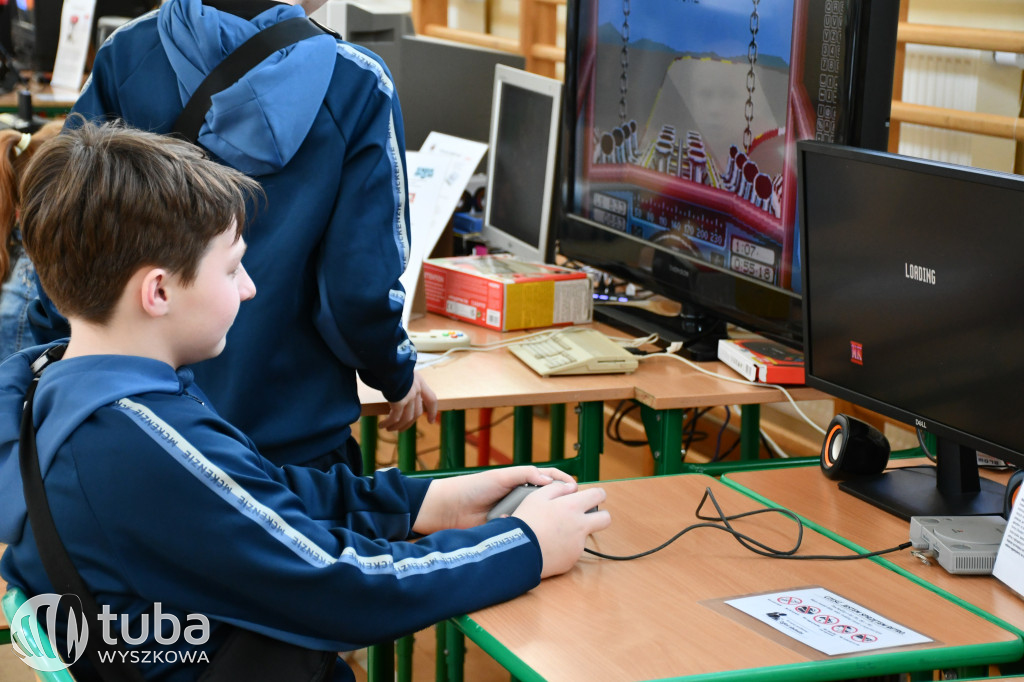  Powrót do przeszłości. Retro gry i konsole w Lucynowie