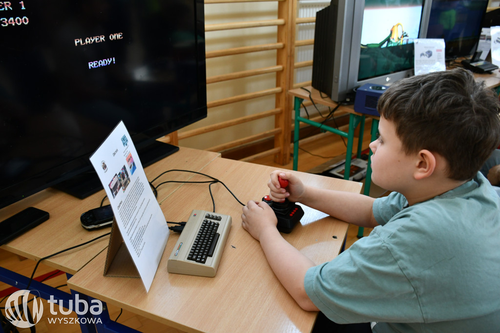  Powrót do przeszłości. Retro gry i konsole w Lucynowie