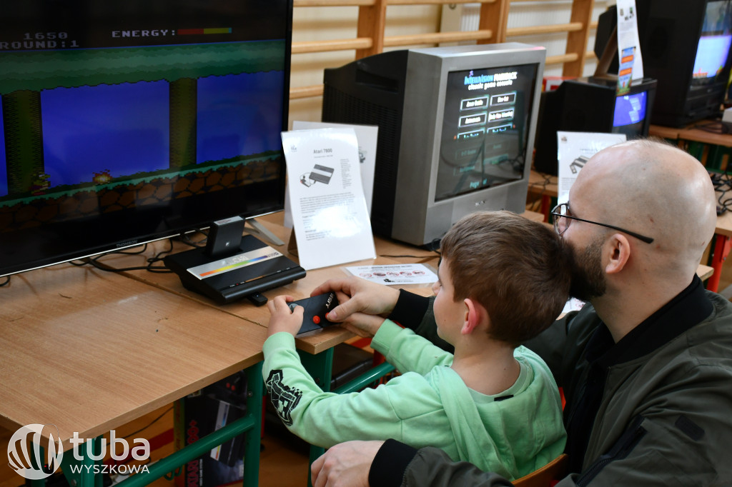  Powrót do przeszłości. Retro gry i konsole w Lucynowie