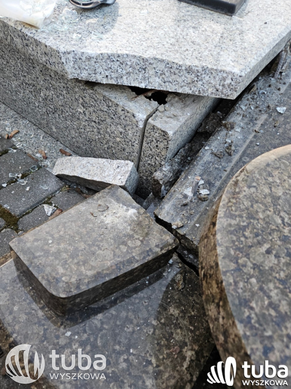 Uszkodzenie nagrobków na wyszkowskim cmentarzu